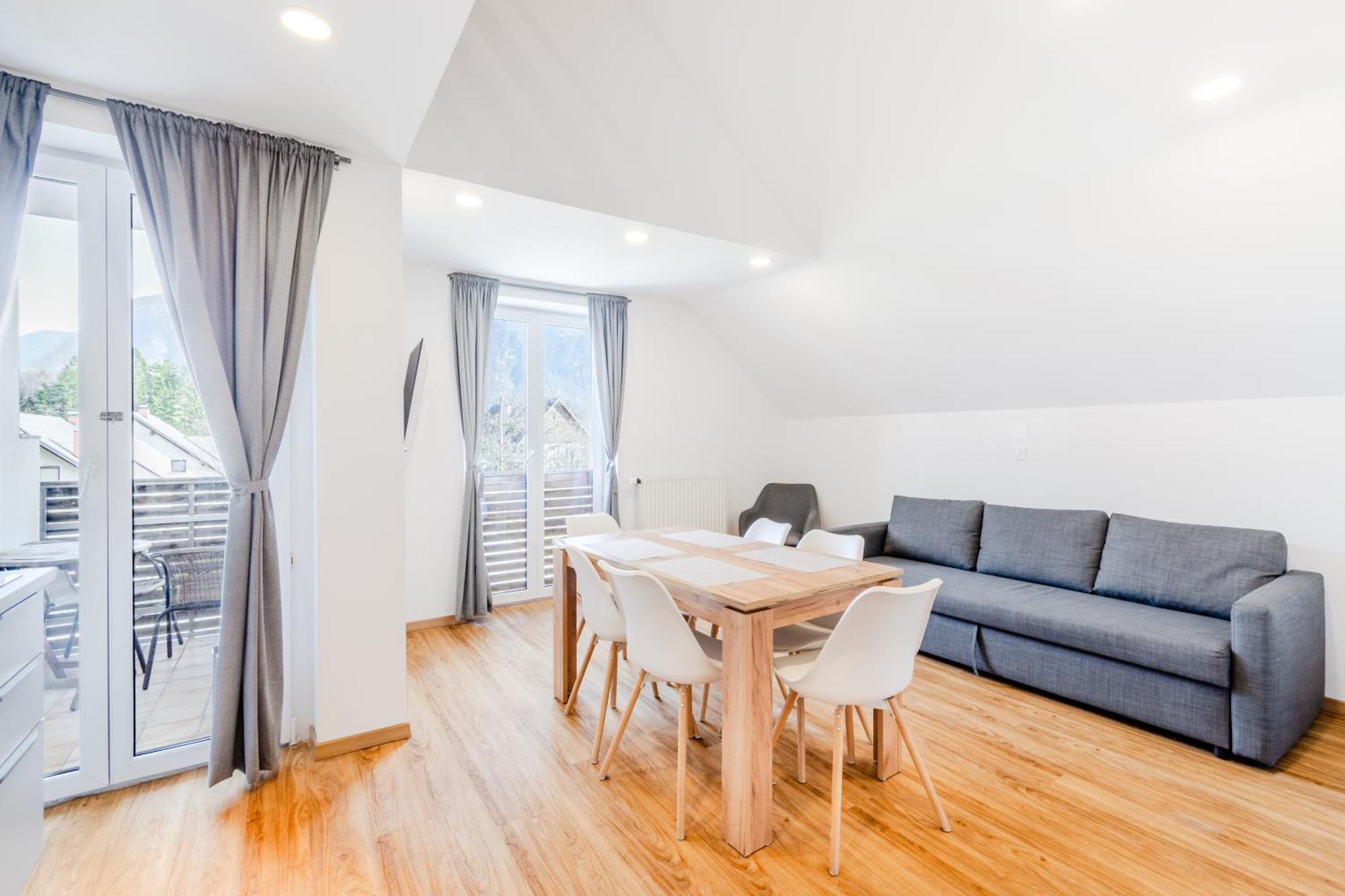 Apartments Skok With Rafting And Free Parking Bovec Pokoj fotografie