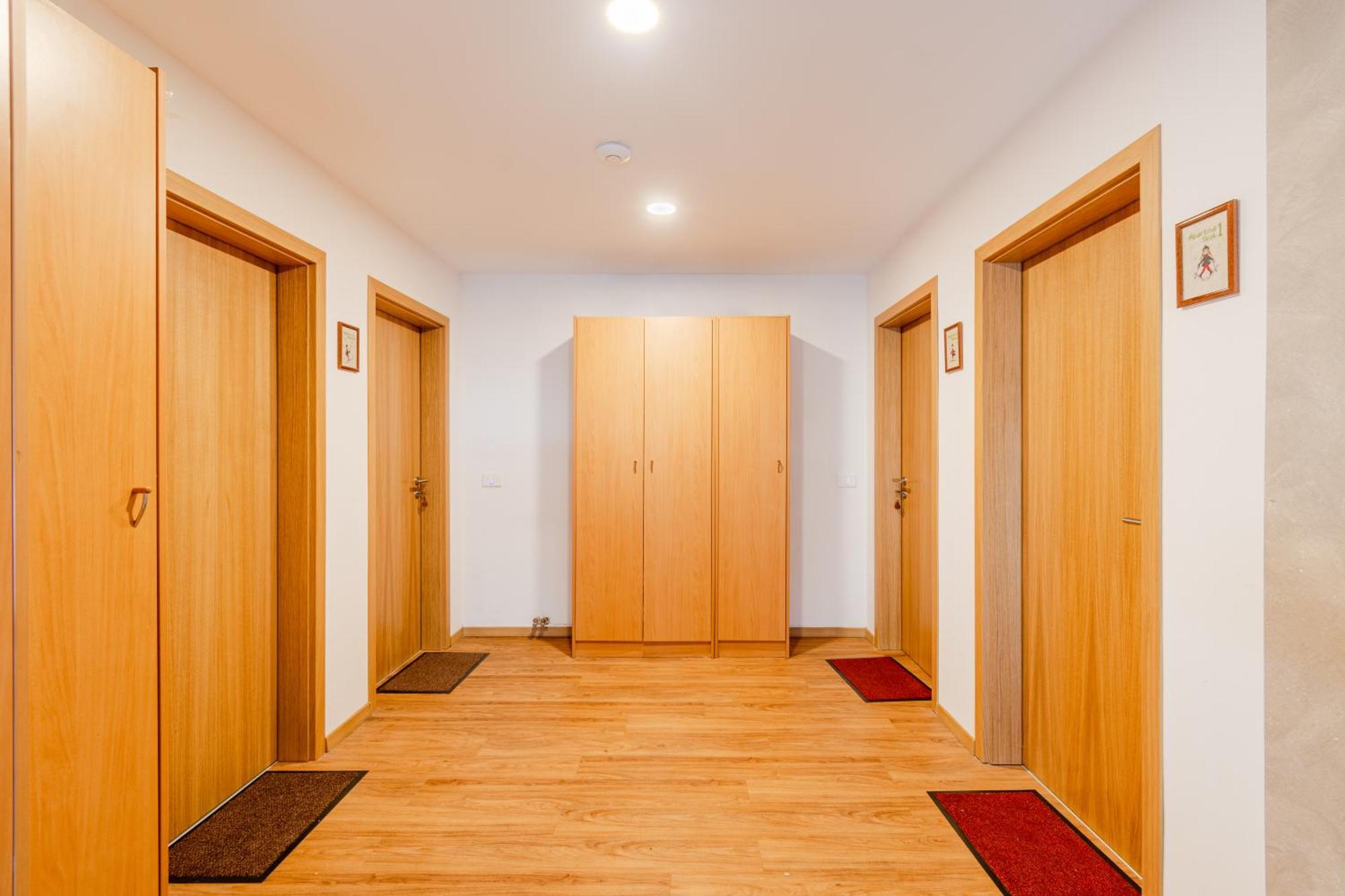 Apartments Skok With Rafting And Free Parking Bovec Pokoj fotografie