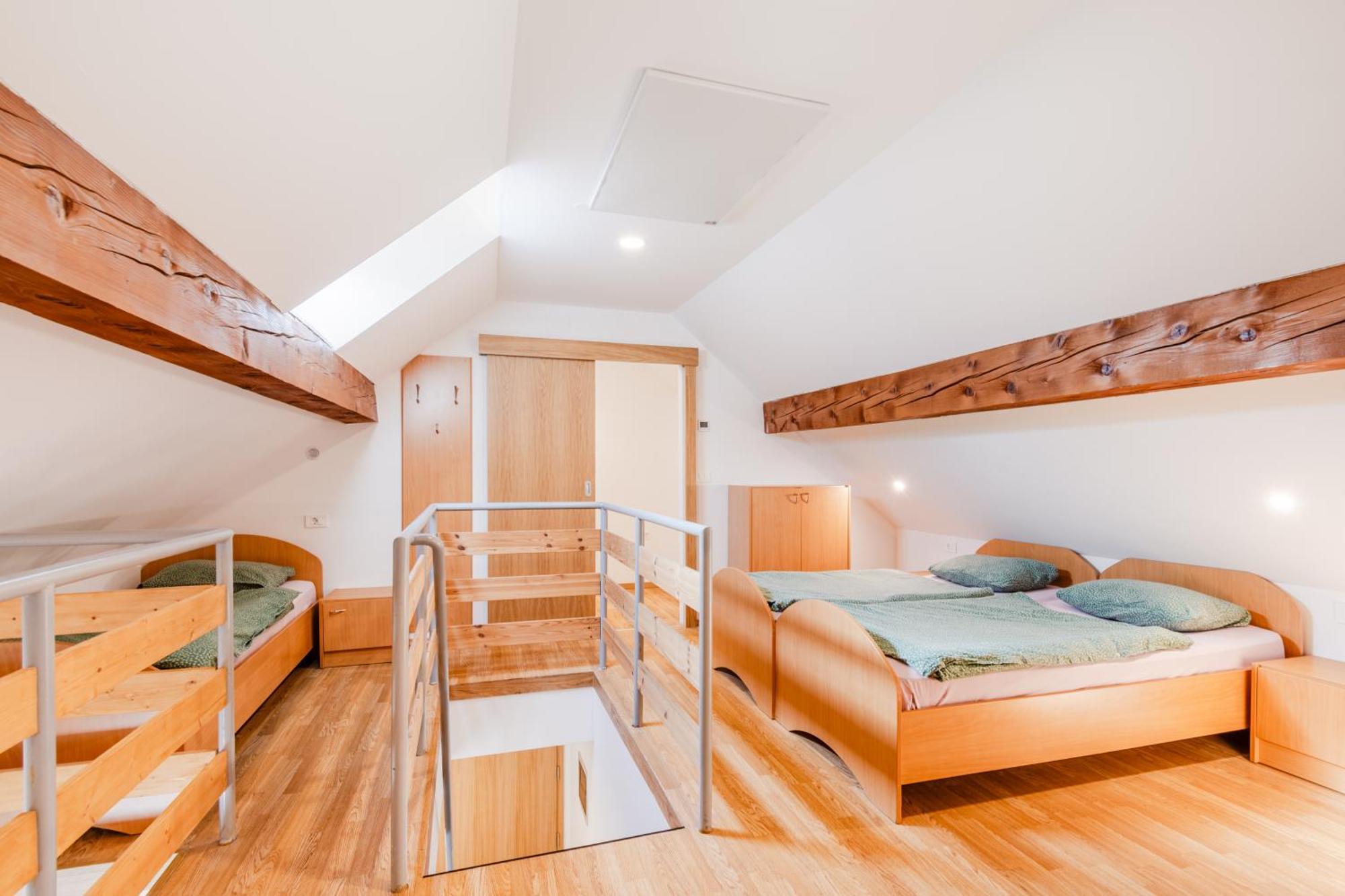Apartments Skok With Rafting And Free Parking Bovec Pokoj fotografie